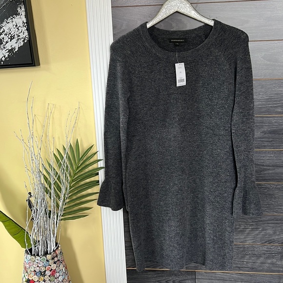 Banana Republic Dresses & Skirts - Banana Republic Sweater Dress Sz XS